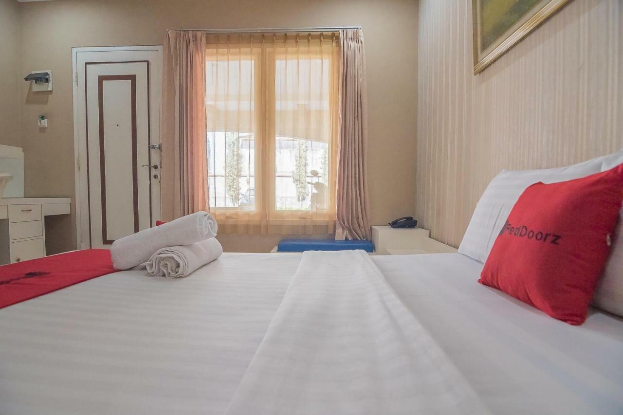 Reddoorz Near Setrasari Mall 2 Bandung Dış mekan fotoğraf